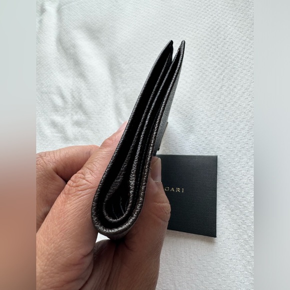 🔥Bulgari Bifold Mens wallet - Picture 12 of 15